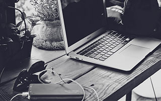 TES发布对阵NIP&amp;amp;WBG场Vlog：热血记录、趣味日常