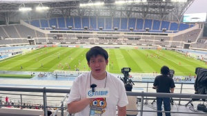 直播吧在现场|前方记者从龙仁龙体育场发来报道，分析比赛首发